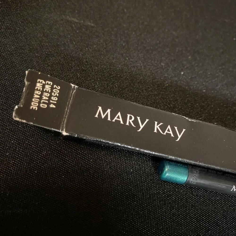 Mary Kay Waterproof Eyeliner Crayon Emerald Green